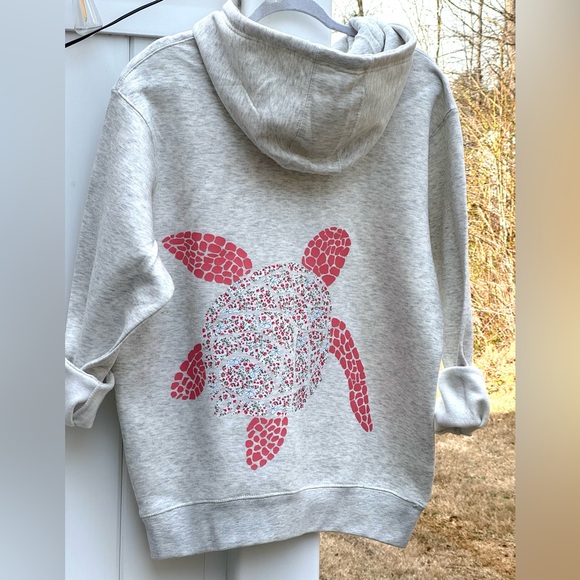 ARmodeCraft Sweaters - Gray Hoodie with Pink Turtle Design